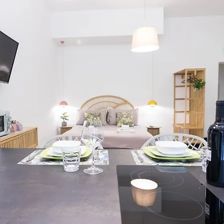 The Quarters * 卡利亚里