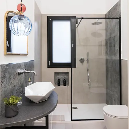 公寓 The Quarters *